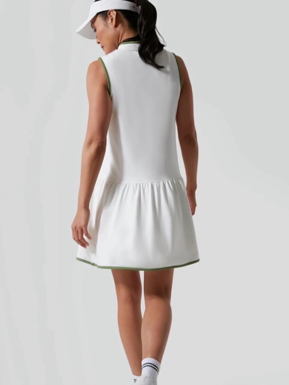 Tuckernuck Sport White and Green Quarter-Zip Tennis Dress | XL - Picture 3 of 6